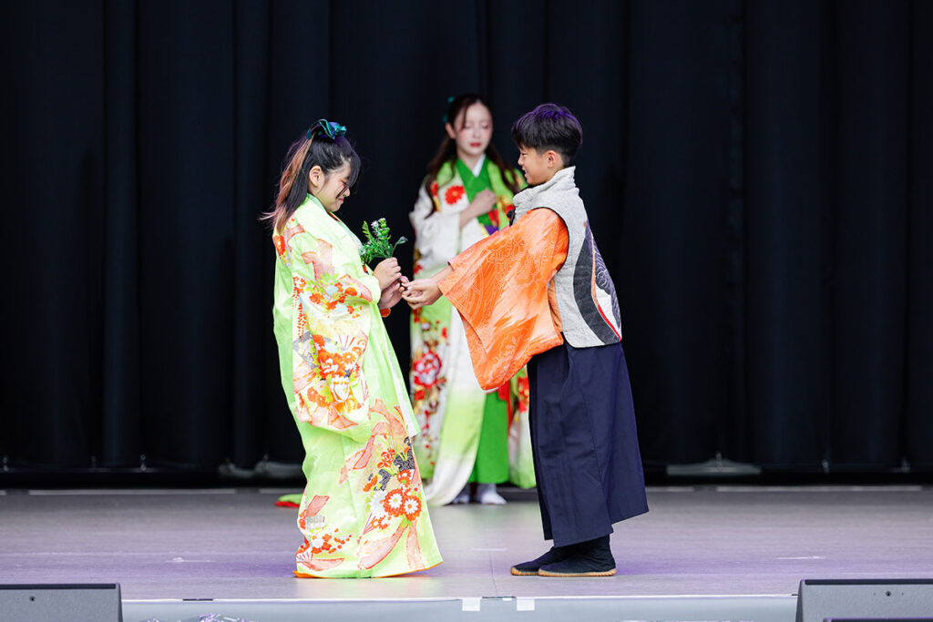 幼少時の千姫と豊臣秀頼
