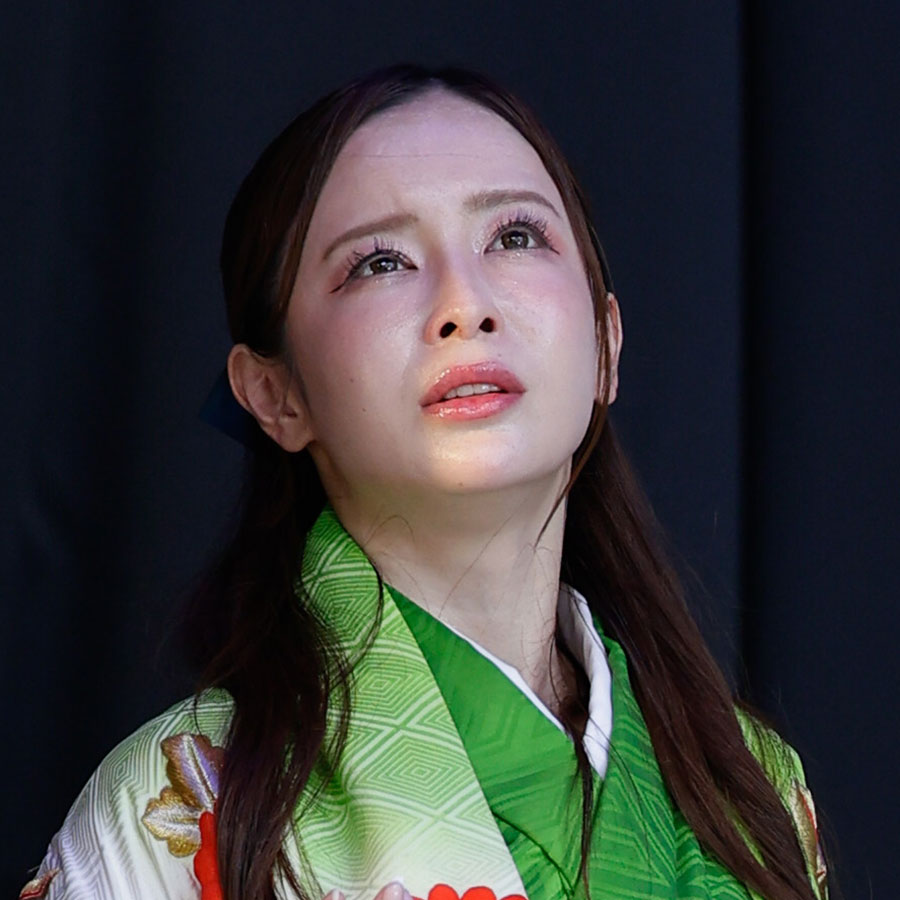 百合香(千姫役)