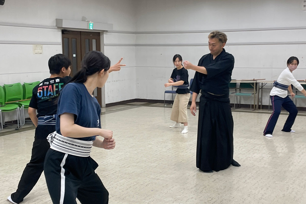 じゃんけんで殺陣を学ぶ