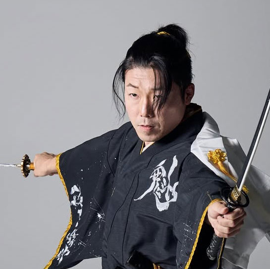 魁 多聞・殺陣パフォーマー